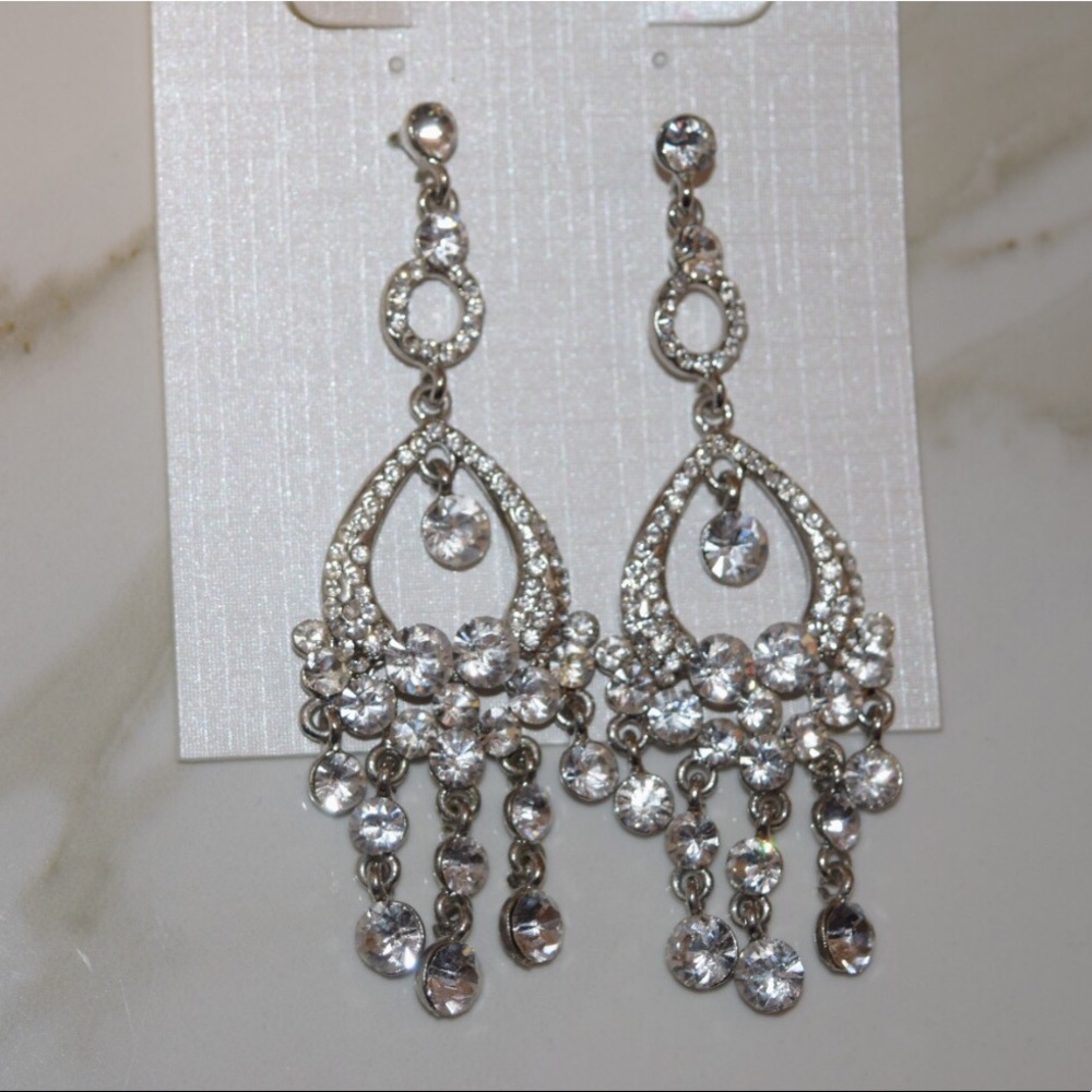 Chandelier Earrings 💎💕